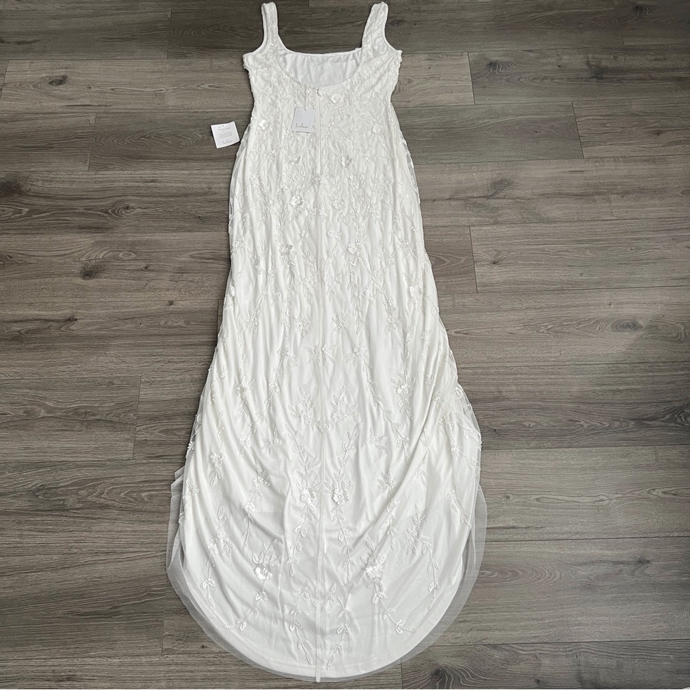 Lulu's White Embellished Square-Neck Wedding Gown - Picture 9 of 12